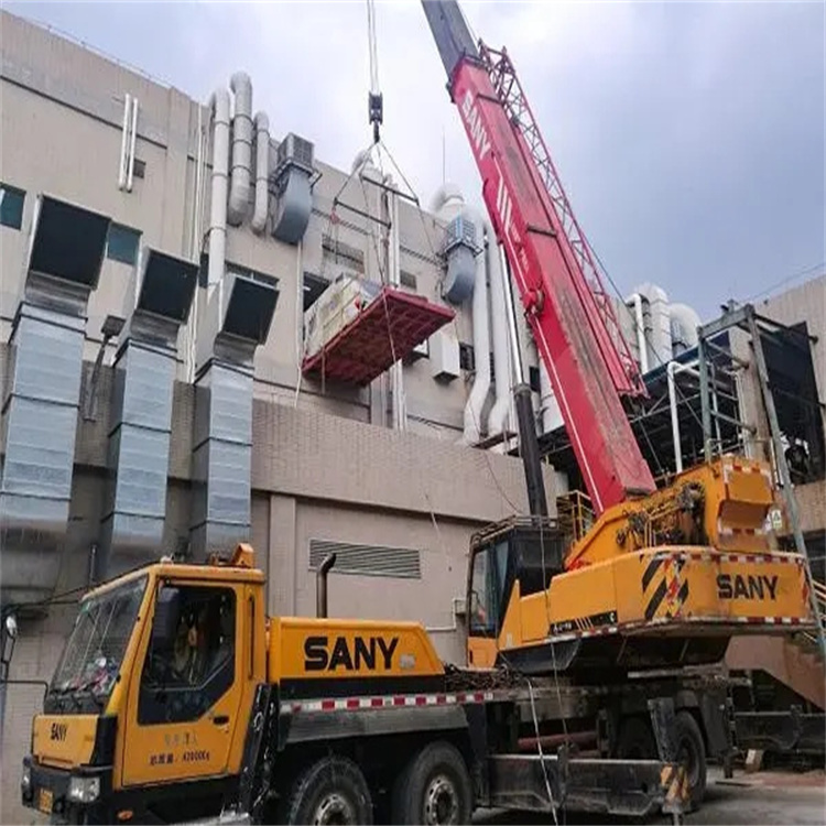 沉湖管委会租赁大型汽车吊，助力工程项目高效进行