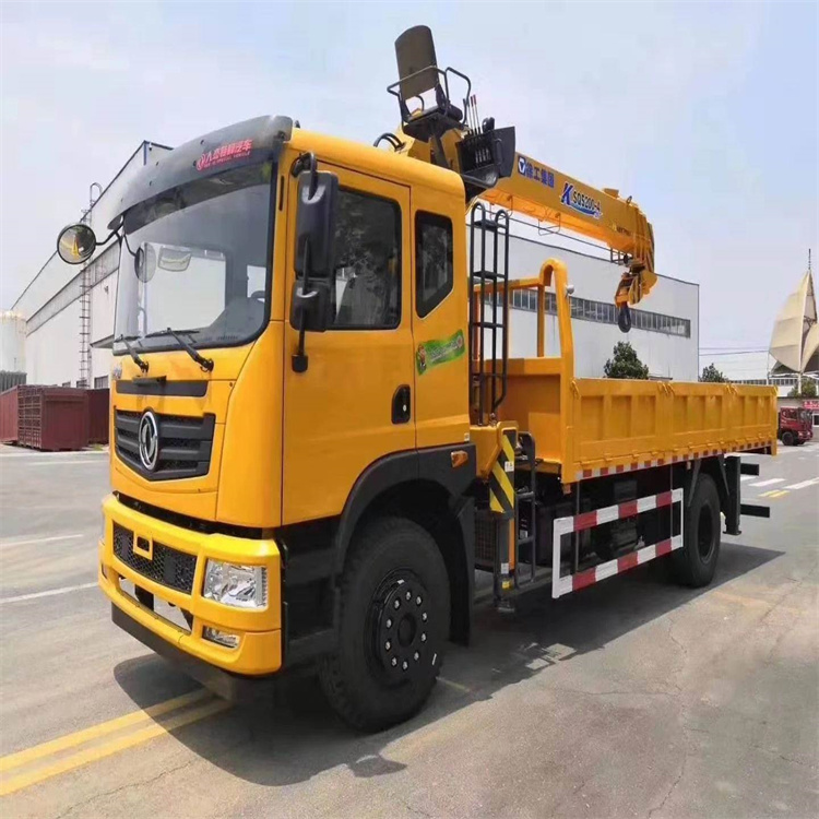 沉湖管委会附近找一辆随车吊出租