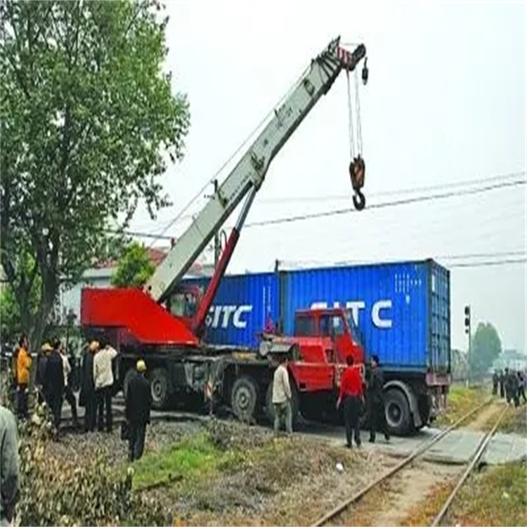 沉湖管委会如何快速找到附近的吊车救援公司