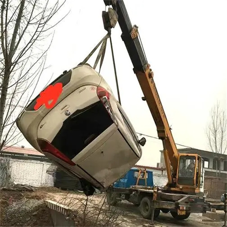 沉湖管委会随时待命，吊车24小时道路救援服务全解析